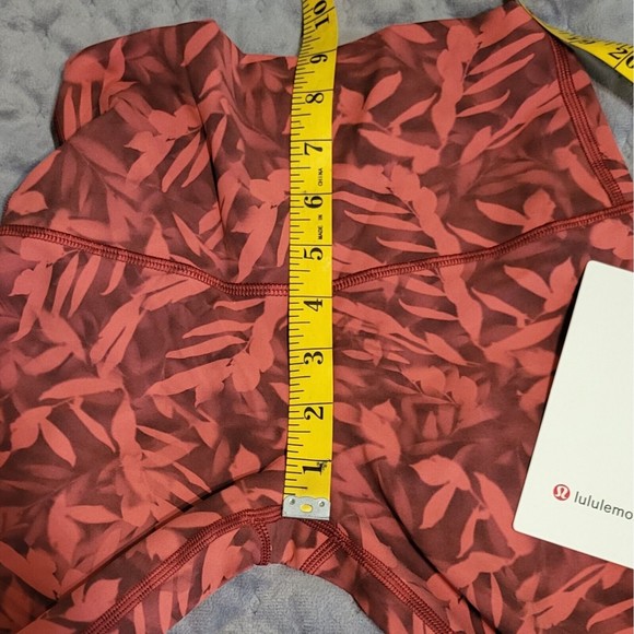 NWT Lululemon Sz4 Spray Leaf Fireside Red Wunder Under HR Tight 25in - Picture 8 of 10
